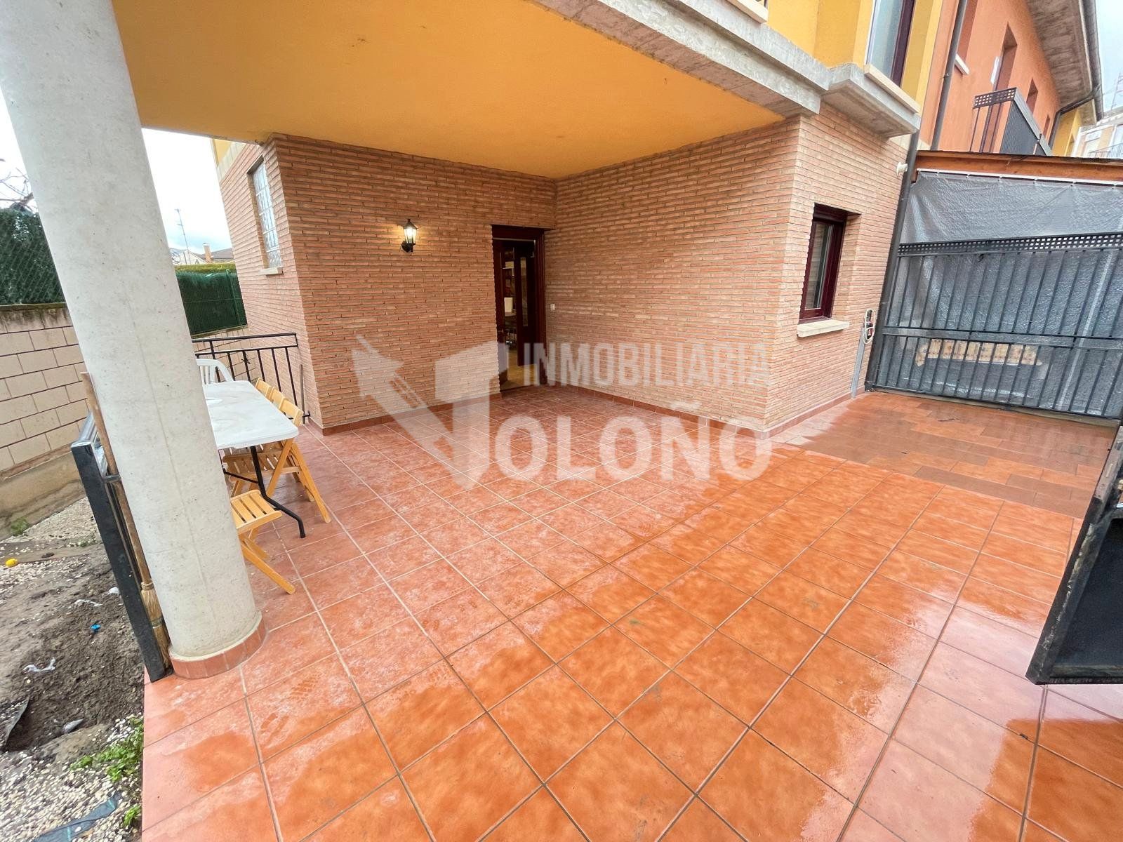 Terrassa de Casa adosada en venda en Casalarreina amb Calefacció, Jardí privat i Parquet