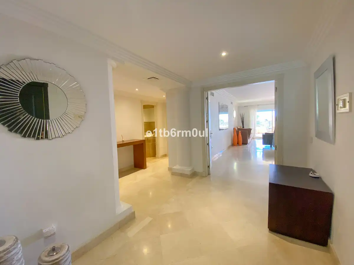 Wohnung mit Pool zum Verkauf in Marbella - Marbella,Nueva Andalucia,Avenida del Prado, imagen 18