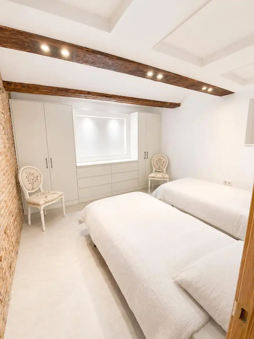 Habitación de Planta baja de alquiler en Ciutat Vella 