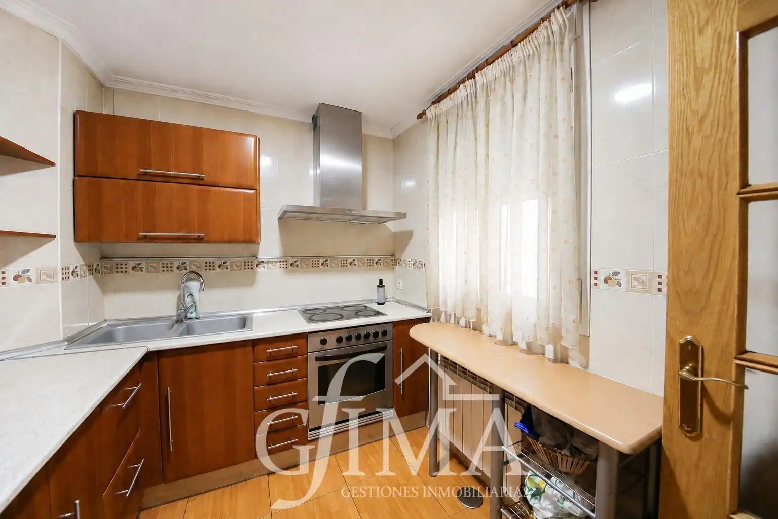 Cocina de Piso en venta en Tomelloso con Calefacción, Amueblado y Balcón
