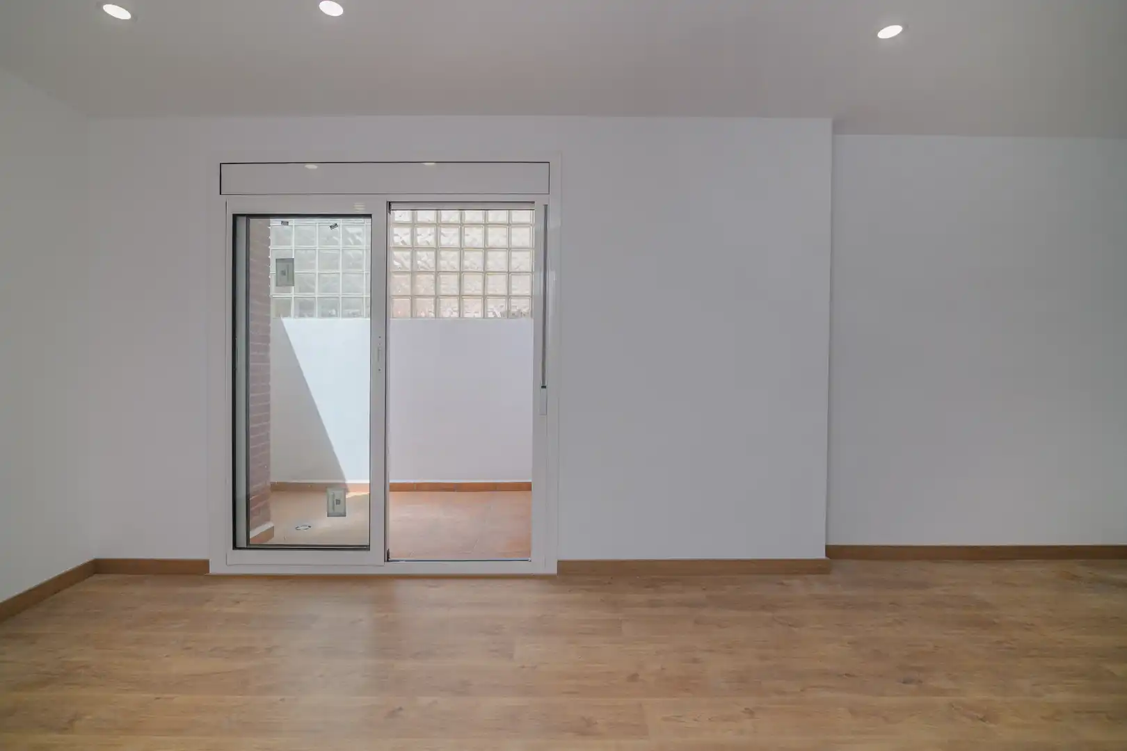 Flat with terrace for sale in Marianao, imagen 26