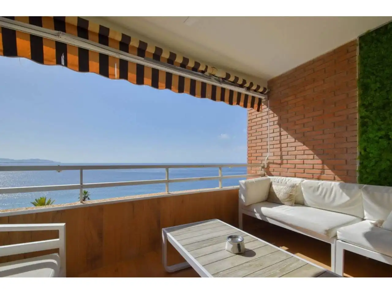 Apartament amb piscina en venda a Paseo Velilla 20
