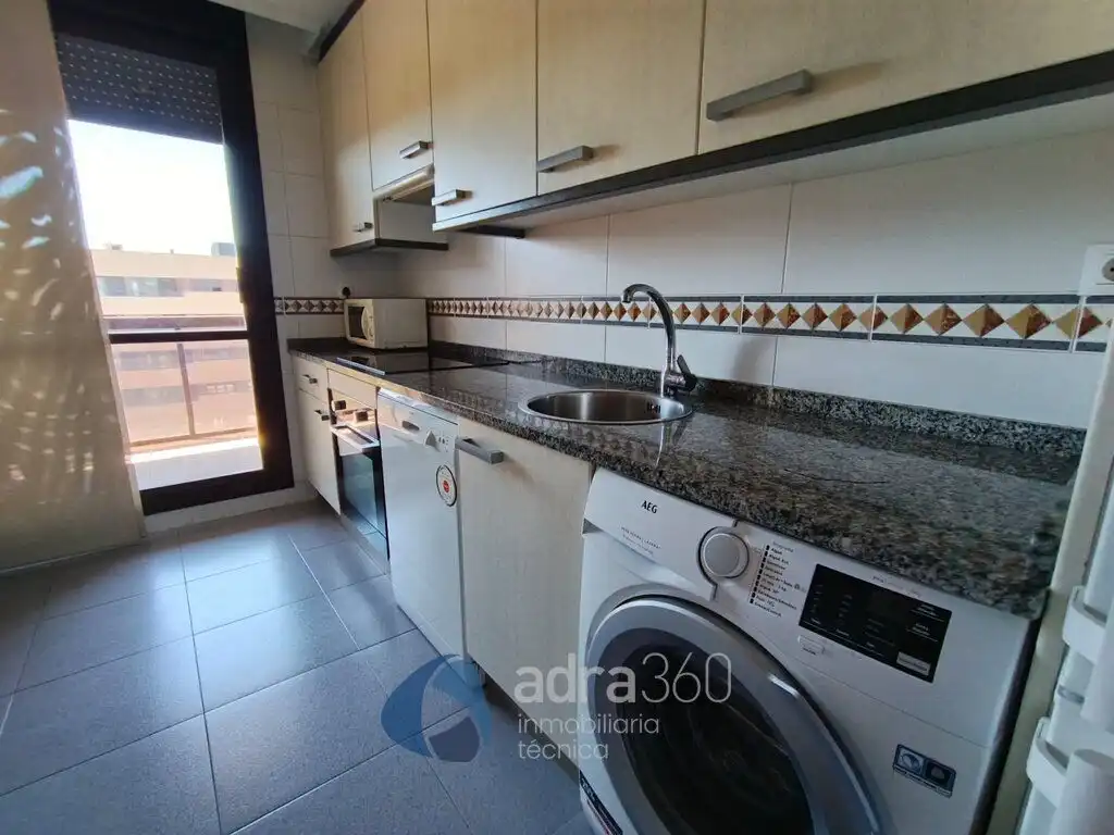 Kitchen of Flat for rent in  Logroño  with Air Conditioner, Heating and Storage room