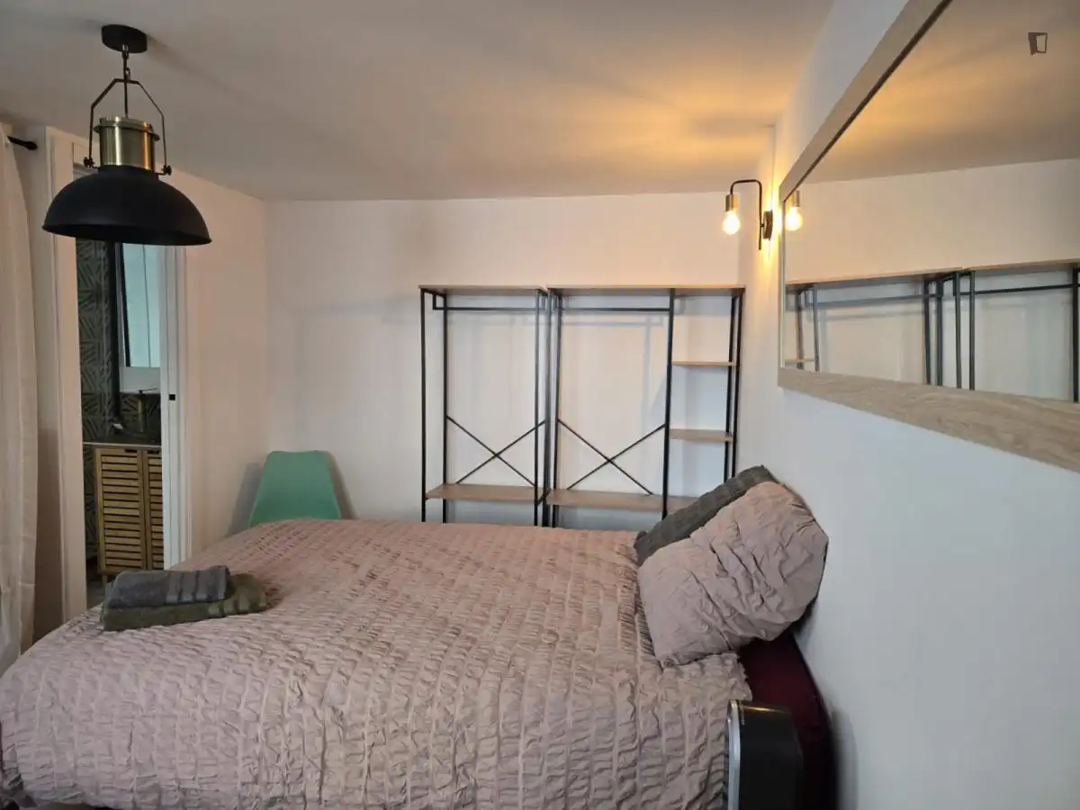 Habitación de Casa o chalet de alquiler en Madrid con Aire acondicionado, Amueblado y Lavadora