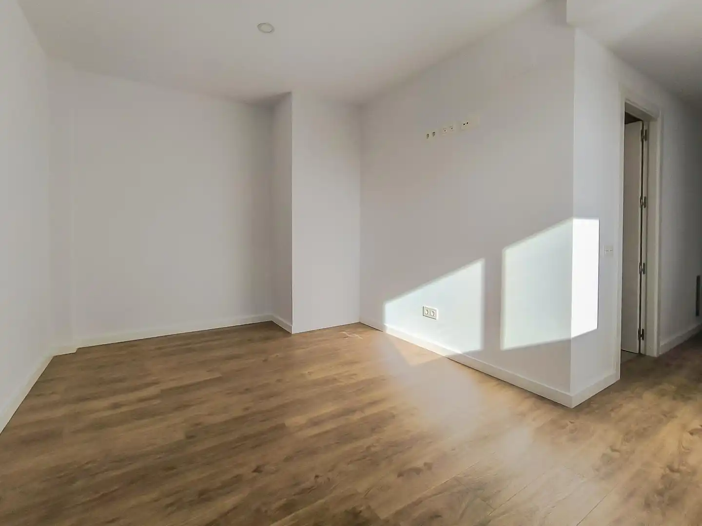 Habitación de Ático en venta en Terrassa con Aire acondicionado, Calefacción y Parquet
