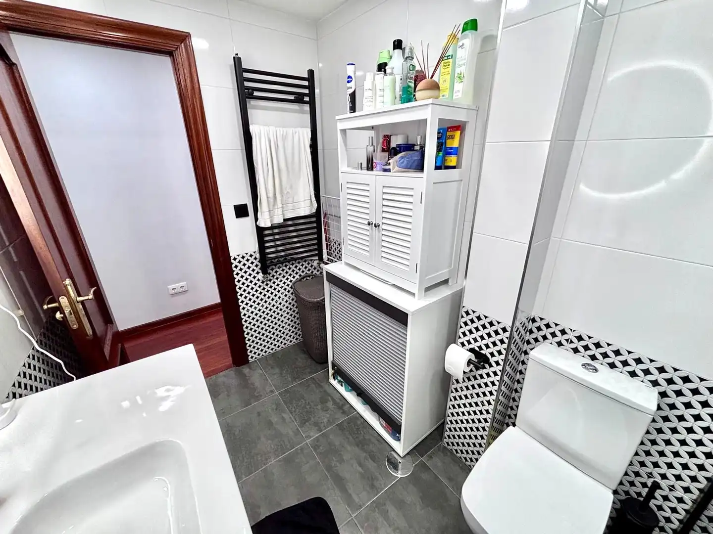Baño de Piso en venta en Gijón  con Calefacción, Parquet y Terraza