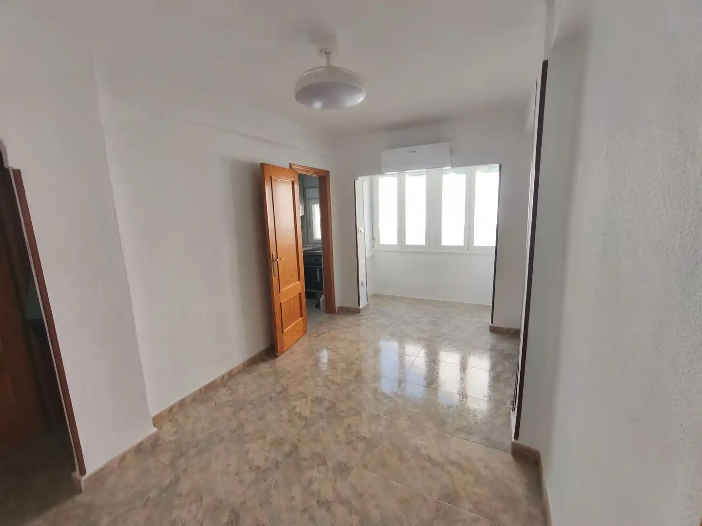 Habitación de Piso en venta en Granada con Aire acondicionado y Calefacción