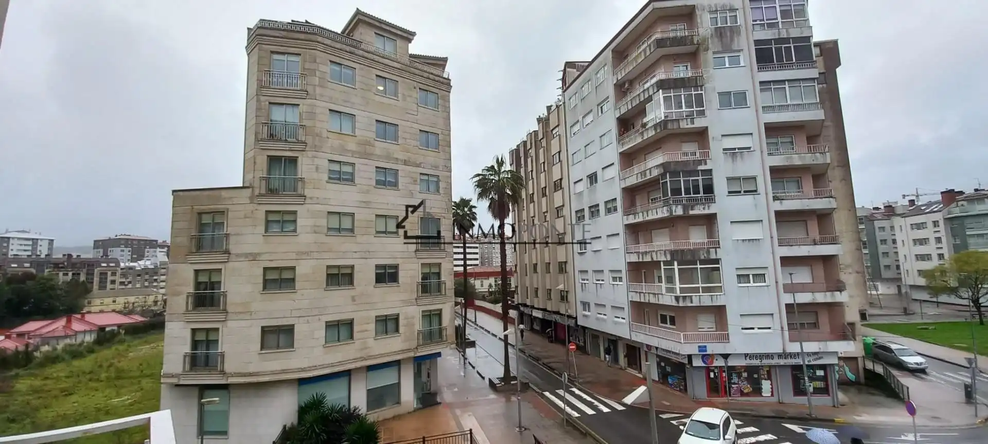 Vista exterior de Pis en venda en Pontevedra Capital  amb Calefacció, Forn i Rentadora