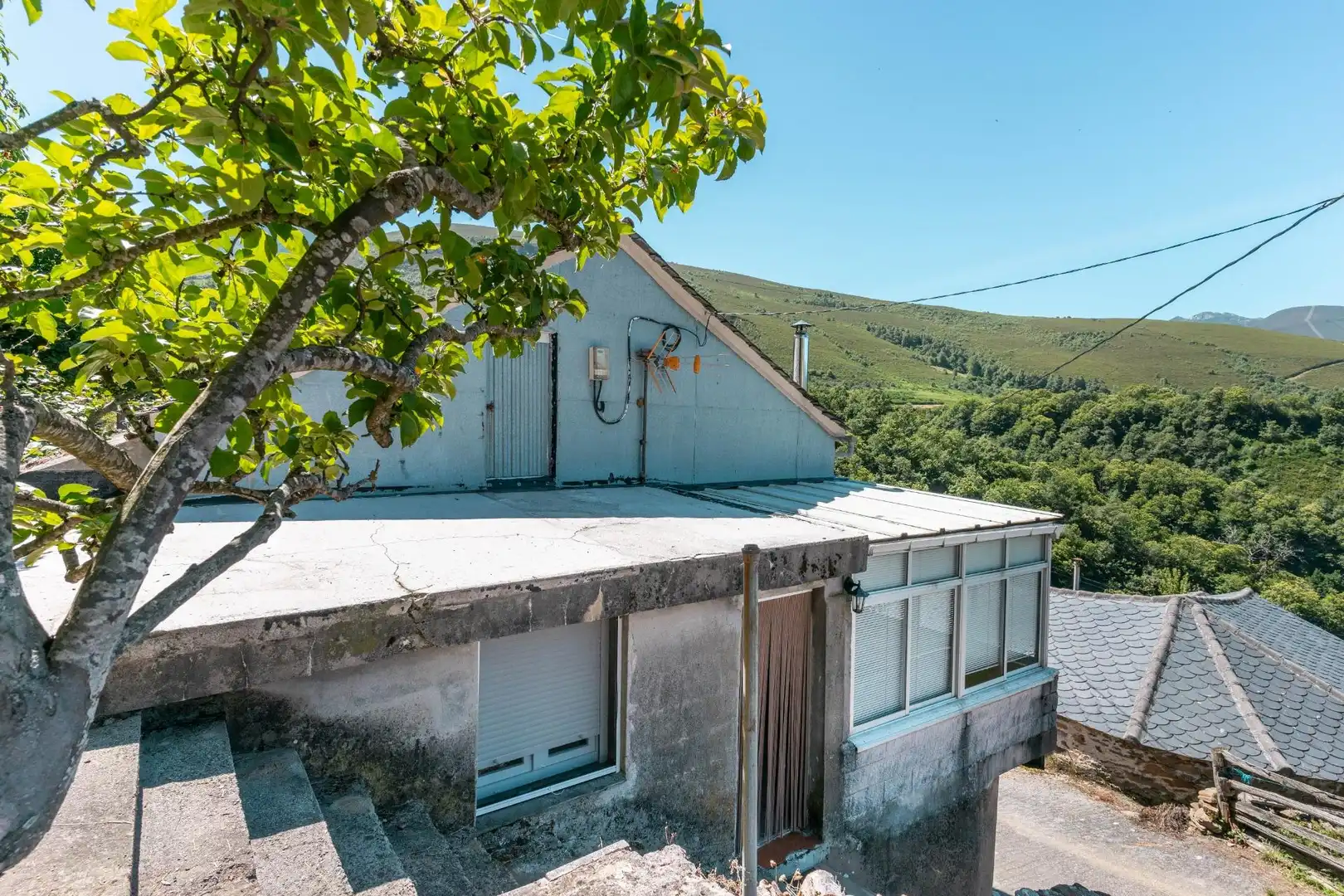 Vista exterior de Casa o xalet en venda en Ibias amb Calefacció, Terrassa i Moblat