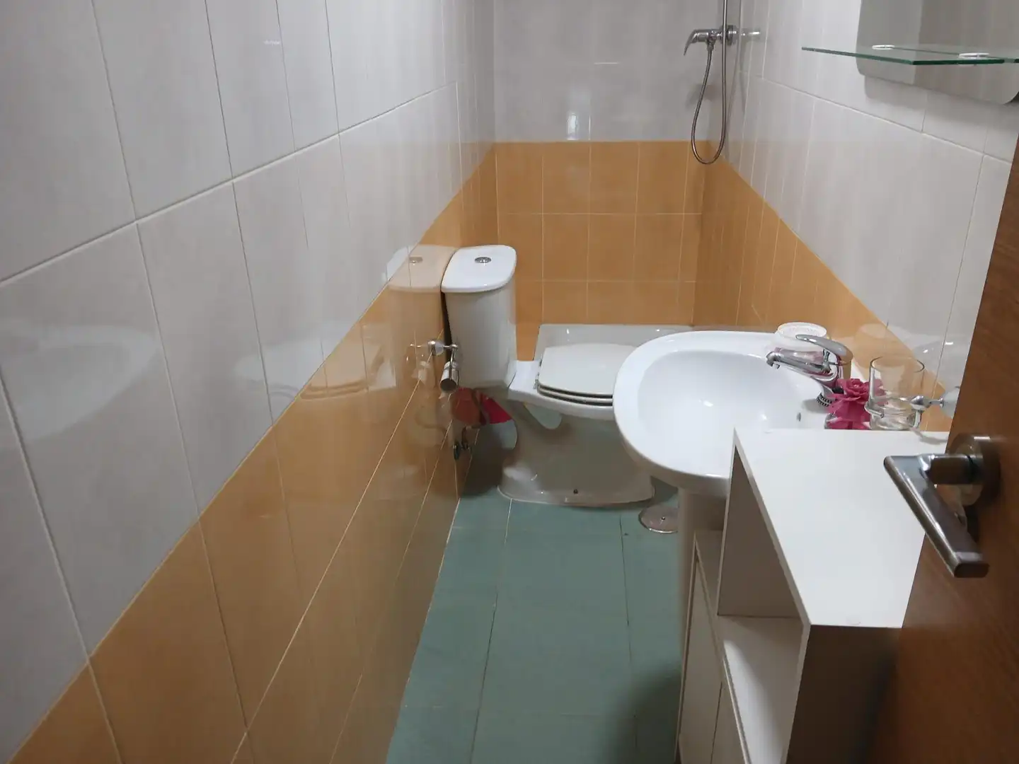 Baño de Casa adosada en venta en Cáceres con Calefacción, Terraza y Balcón