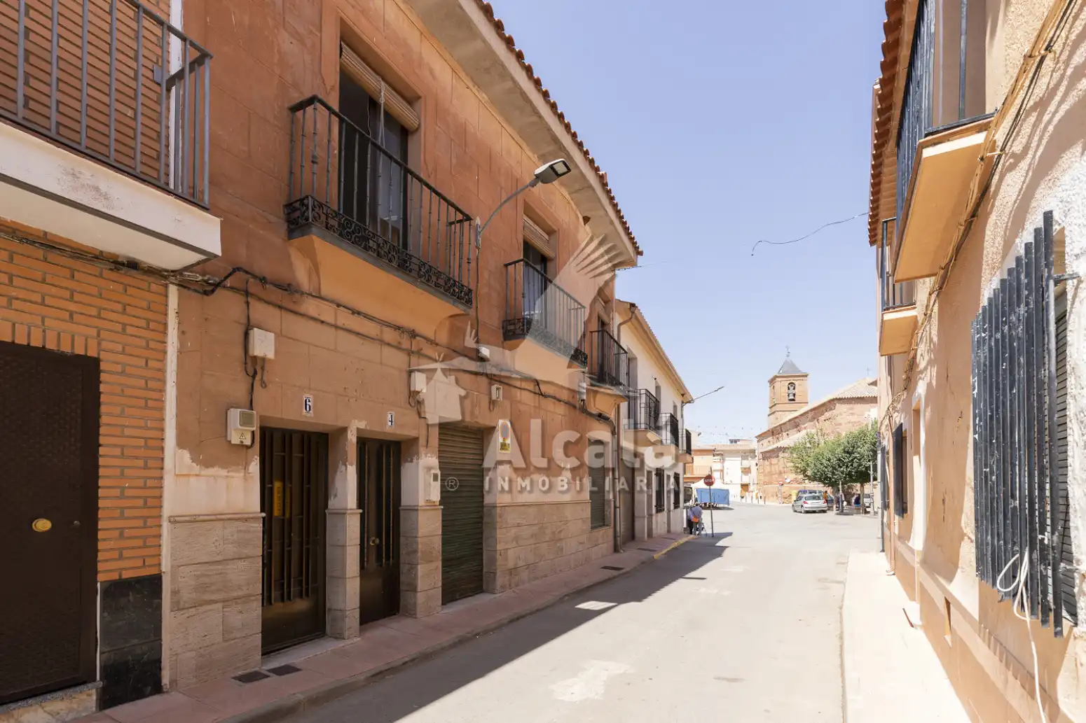 Vista exterior de Casa o chalet en venta en Alhambra con Calefacción y Amueblado