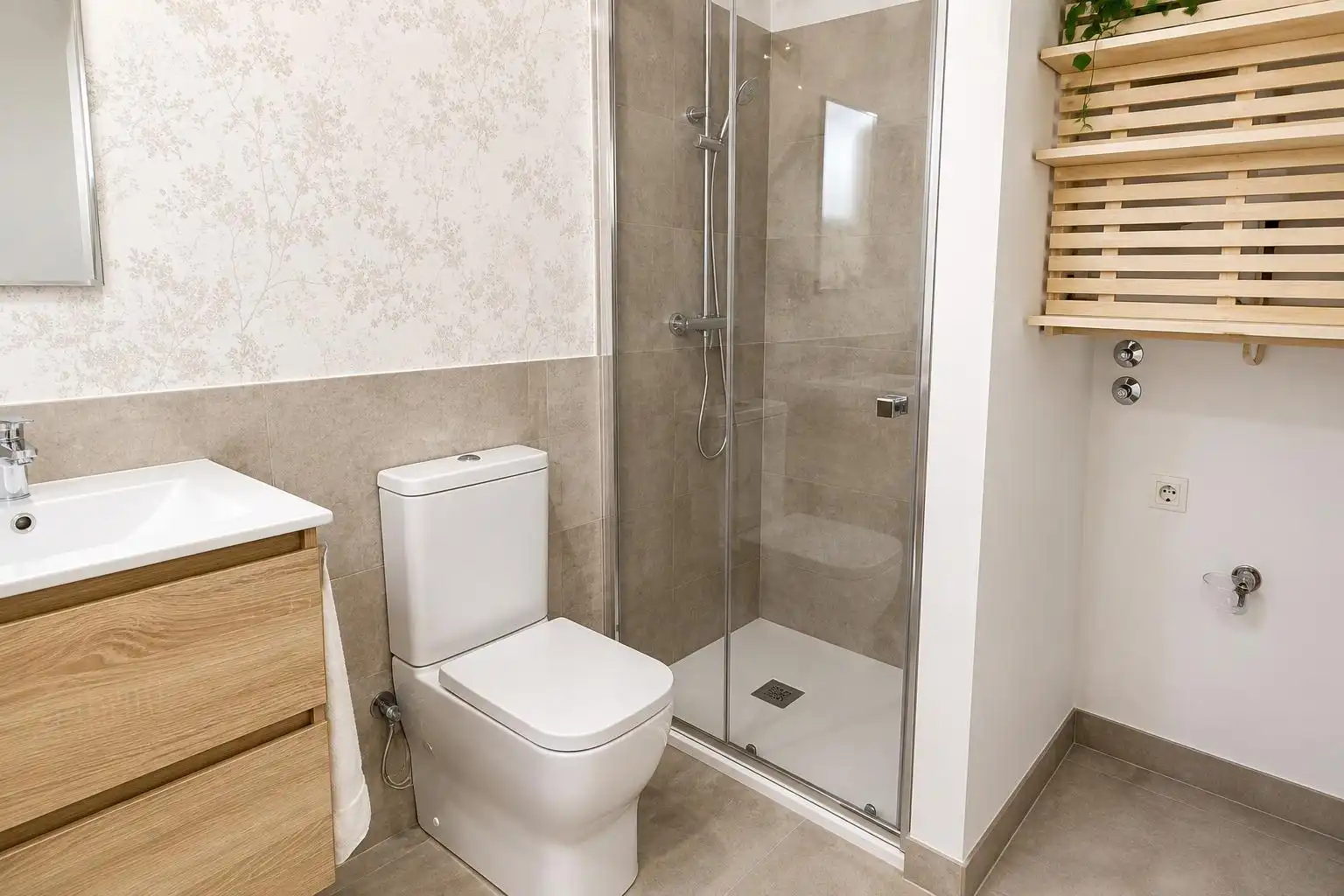 Bany de Apartament en venda en Jerez de la Frontera amb Parquet i Moblat
