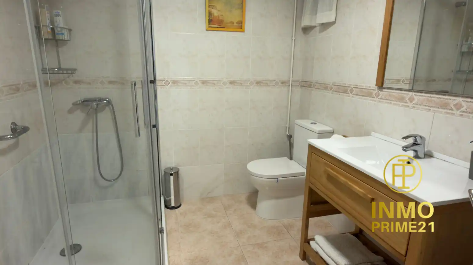 Badezimmer von Wohnung zum Verkauf in San Vicente de la Barquera mit Heizung, Privatgarten und Parkett