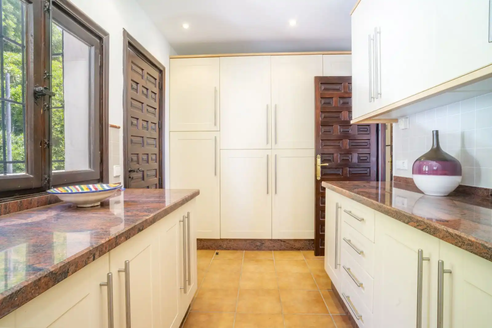 Cocina de Casa o chalet en venta en Benahavís con Aire acondicionado, Terraza y Piscina