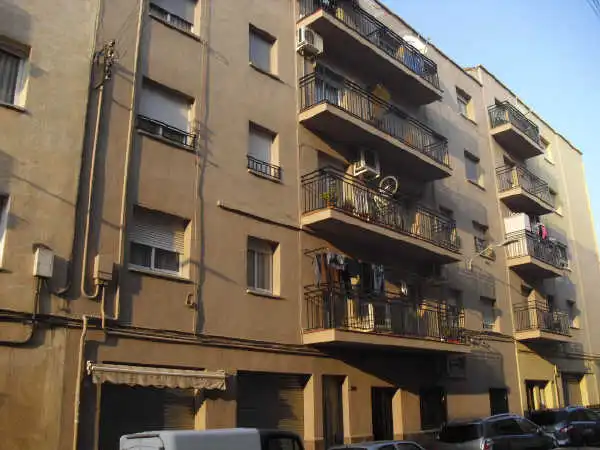 Außenansicht von Wohnung zum Verkauf in Sabadell