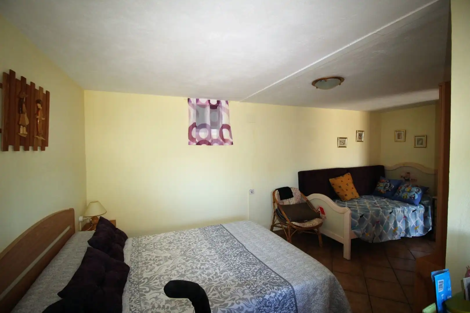 Dormitori de Casa o xalet en venda en Chiva amb Jardí privat, Terrassa i Traster
