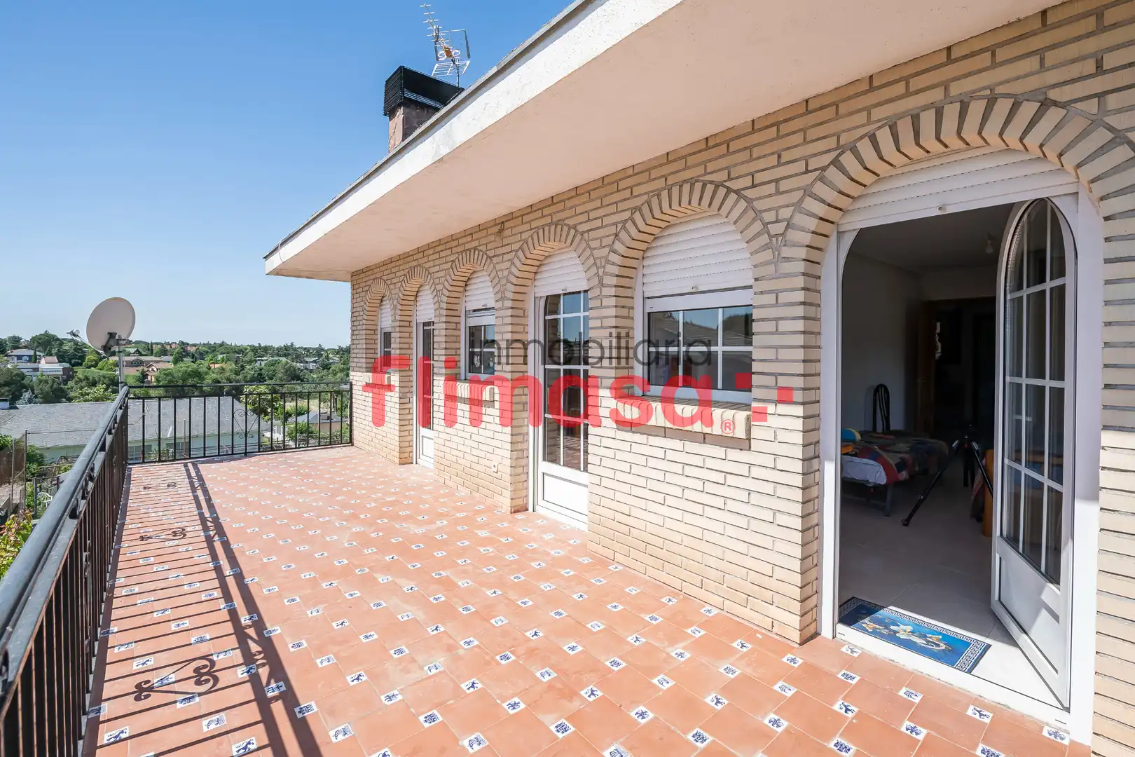 Terrassa de Casa o xalet en venda en Villaviciosa de Odón amb Calefacció, Jardí privat i Terrassa
