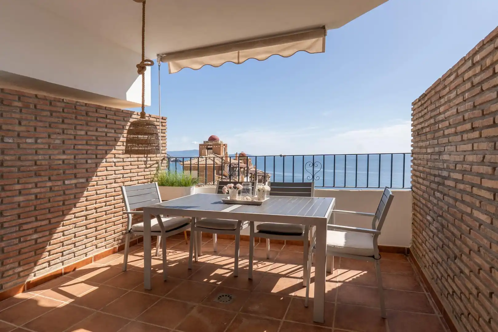 Terraza de Apartamento en venta en Almuñécar con Jardín privado, Terraza y Piscina comunitaria