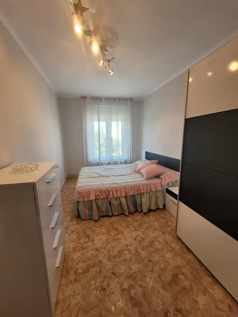Bedroom of Flat for rent in Salamanca  with Heating and Furnished