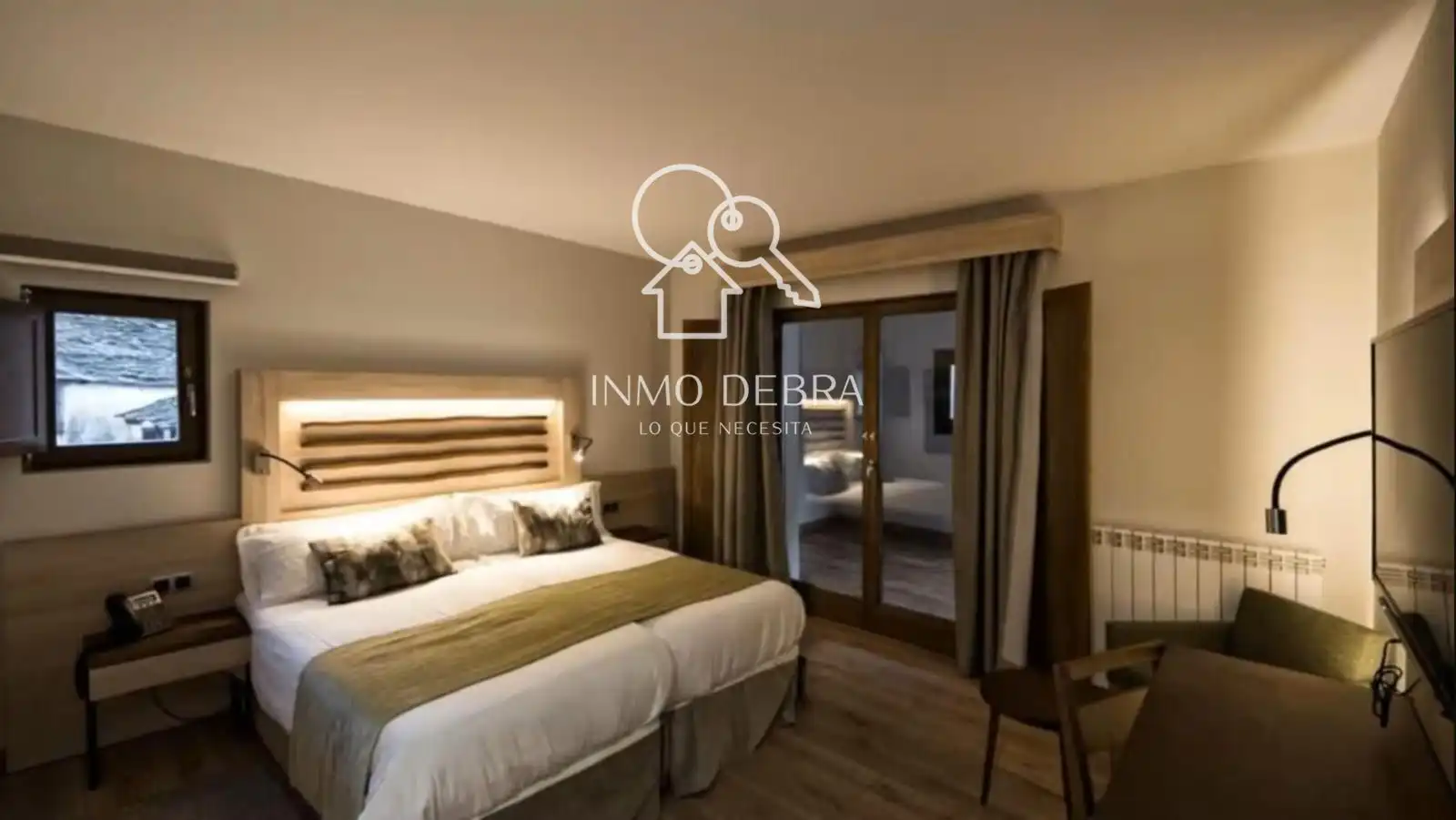 Habitación de Edificio en venta en Oviedo 