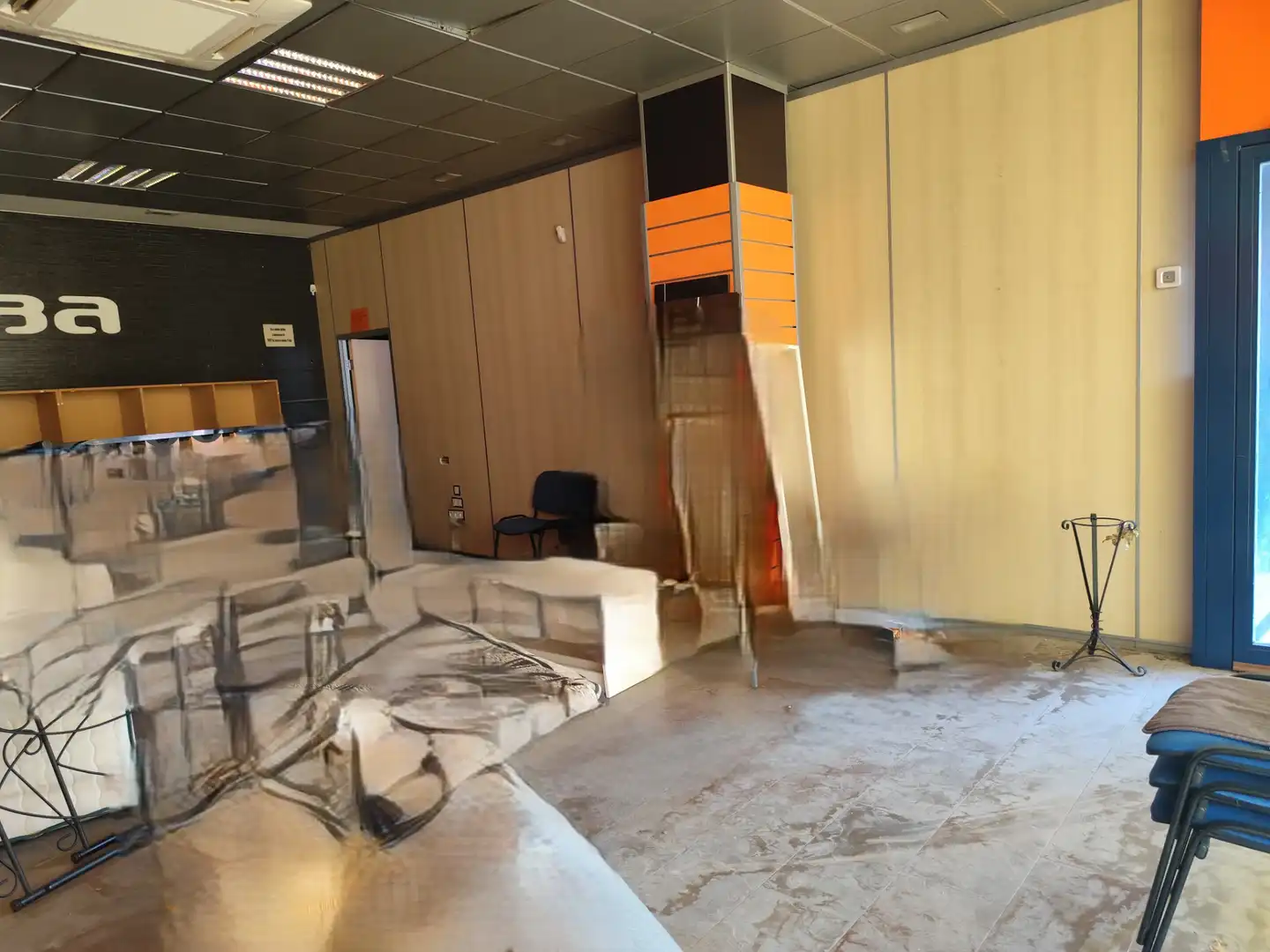 Local comercial en venda a Avenida Fabián Escribano 54, imagen 19