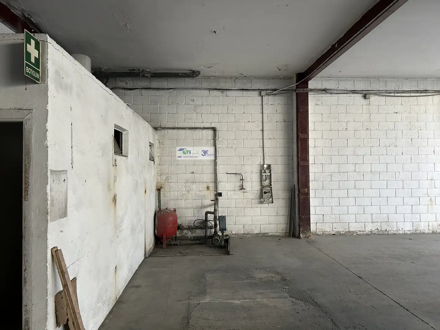 Nau industrial de lloguer en Utebo