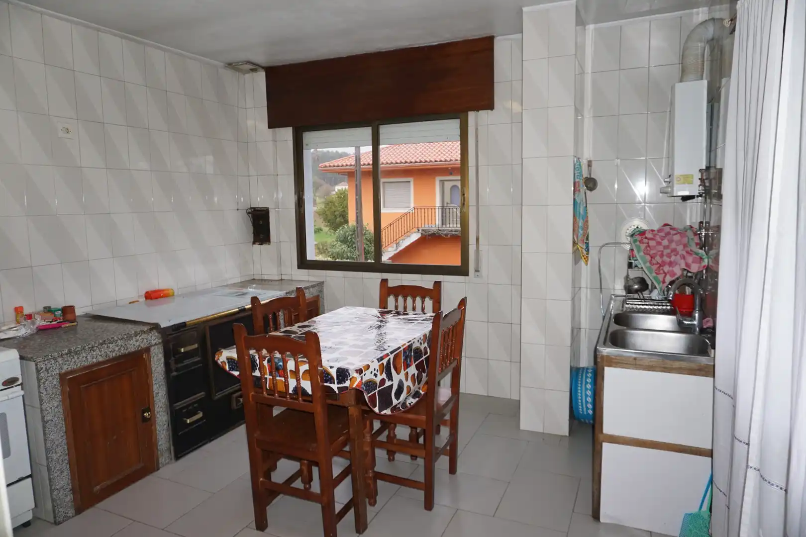 Küche von Haus oder Chalet zum Verkauf in Arzúa mit Möbliert