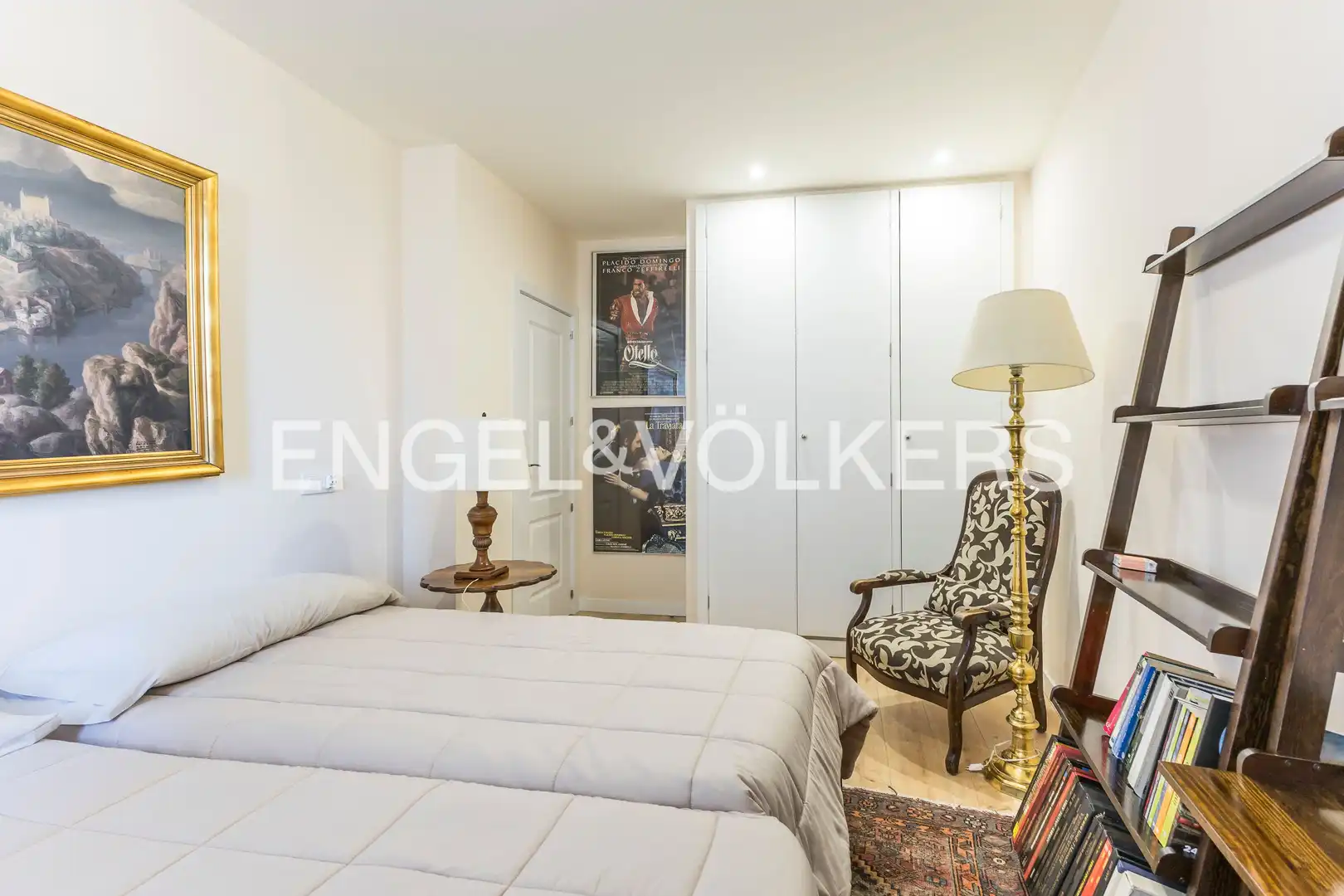 Schlafzimmer von Wohnung zum Verkauf in Madrid mit Klimaanlage, Heizung und Parkett