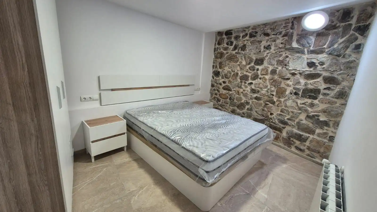 Habitación de Apartamento de alquiler en Ponferrada con Calefacción y Terraza
