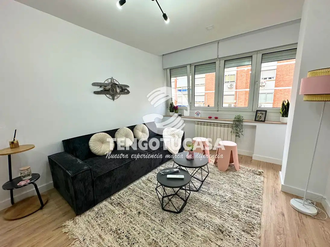 Wohnzimmer von Wohnung zum Verkauf in  Madrid Capital mit Klimaanlage, Heizung und Möbliert