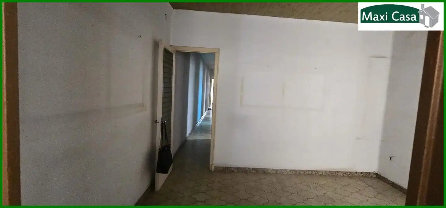 Piso en venta en Sabadell con Balcón