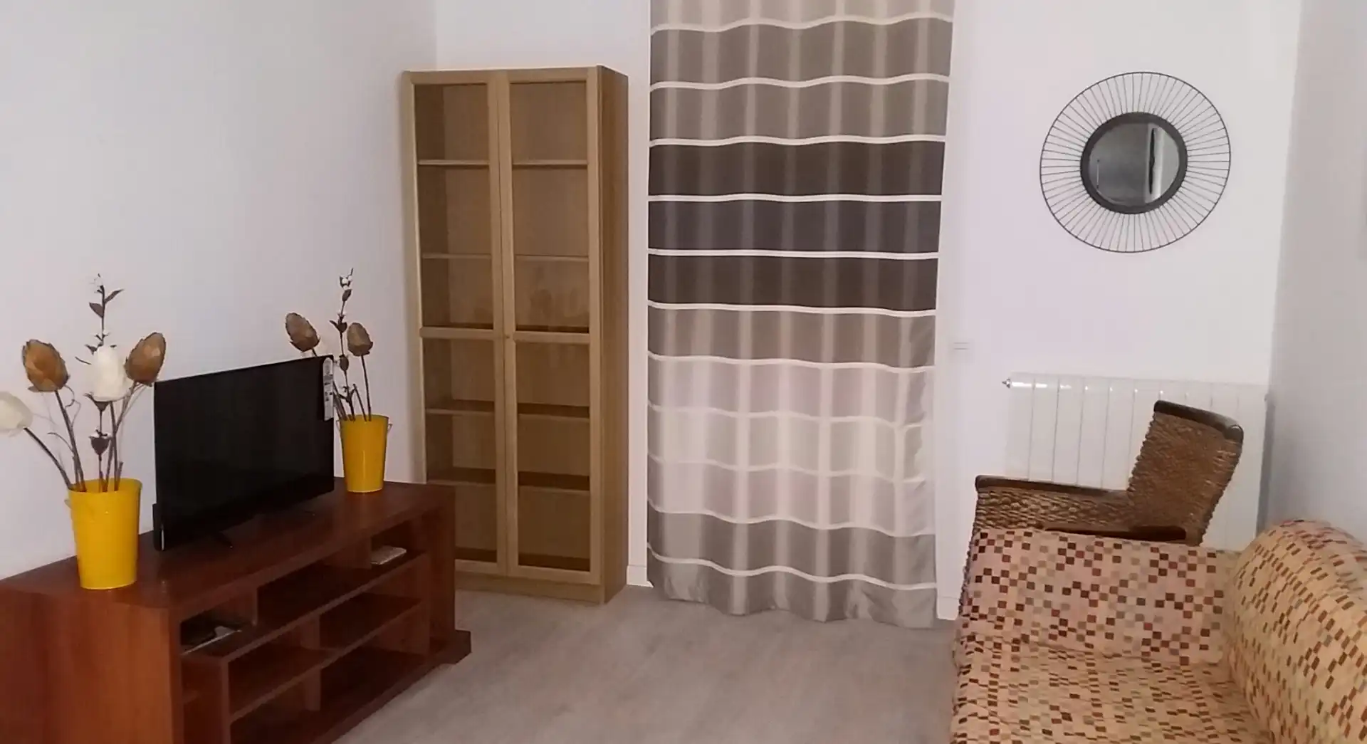 Bedroom of Apartments for rent in Zaragoza  with Heating, Furnished and Oven