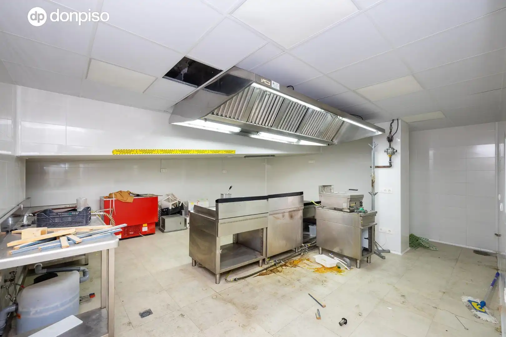 Local comercial en venta en Avenida Santa Maria de la Alhambra, imagen 24