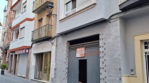 OPORTUNIDAD DE LOCAL COMERCIAL EN LA CALLE REAL DE FUENSANTA DE MARTOS