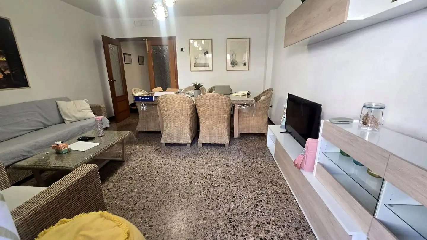 Wohnzimmer von Wohnung zur Miete in Gandia