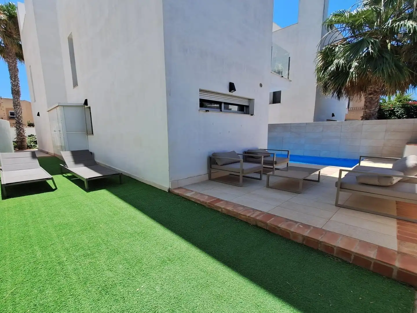 Terrassa de Casa o xalet en venda en Torrevieja amb Aire condicionat, Calefacció i Jardí privat