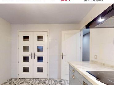 Appartamento con ascensore in vendita a Centro