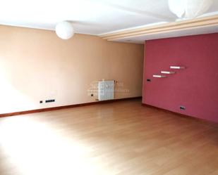 Living room of Flat to rent in Salamanca Capital  with Balcony