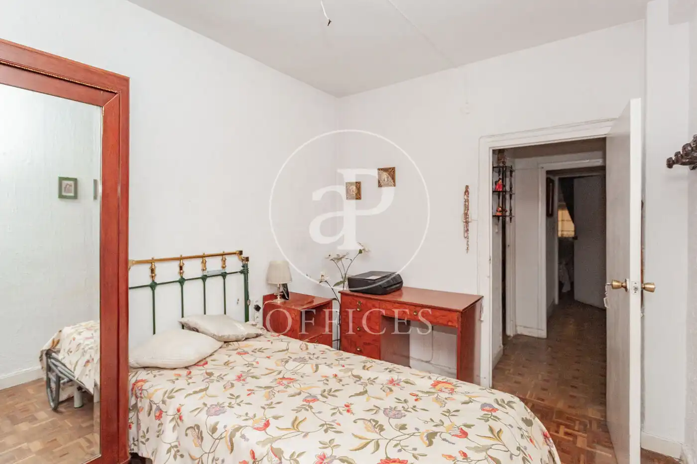 Habitación de Oficina en venta en Madrid con Calefacción