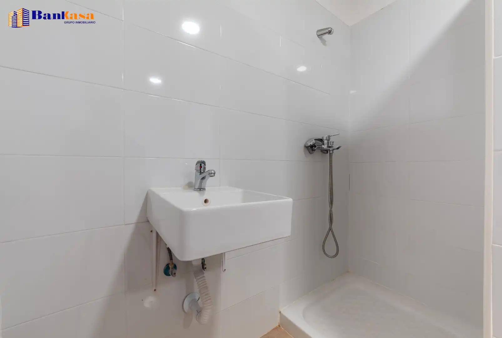 Baño de Local en traspaso en Pizarra con Aire acondicionado y Amueblado