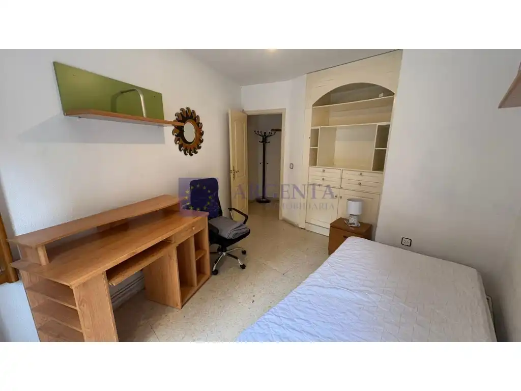 Habitación de Piso en venta en Cáceres con Aire acondicionado y Amueblado