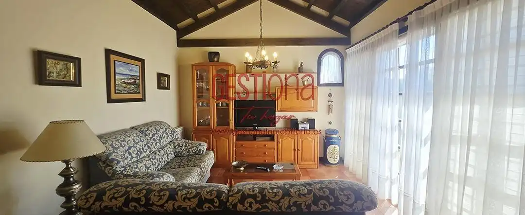 Sala de estar de Casa o chalet en venta en Ribamontán al Mar con Calefacción, Jardín privado y Piscina