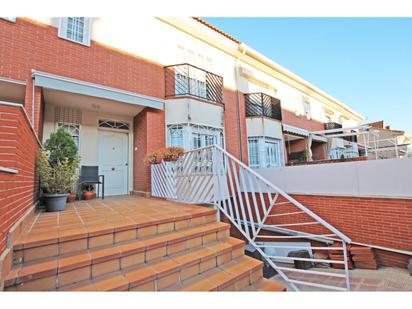 Vista exterior de Casa adosada en venda en Valdemoro