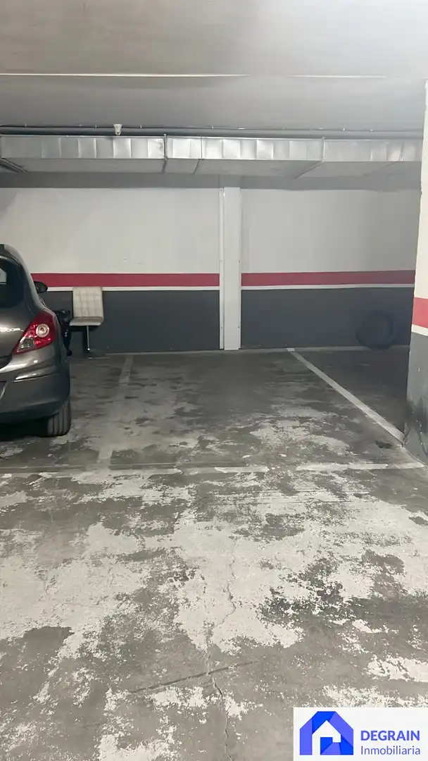 Parking of Flat for sale in Oviedo   with Heating