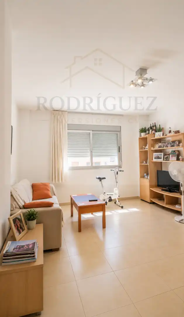 Erdgeschosswohnung mit Pool zum Verkauf in Carrer de República, imagen 8
