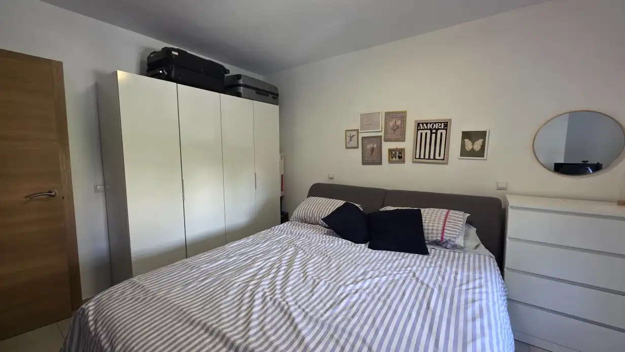 Habitación de Piso en venta en Madrid con Calefacción