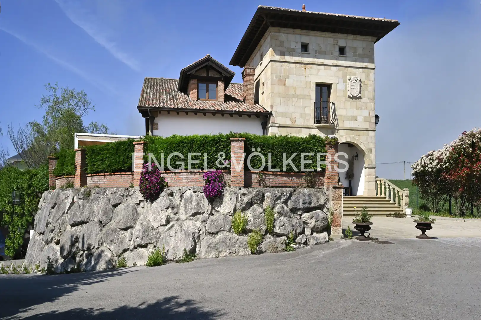 Exterior view of Houses for sale in Piélagos  with Heating, Private garden and Terrace