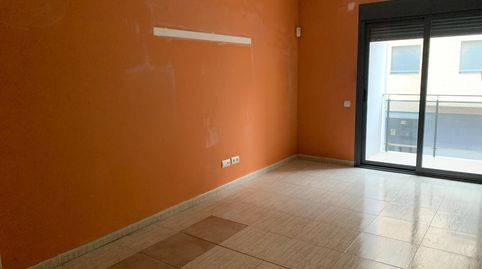 Foto 4 de Piso en venta en Carrer Freginals, Valletes - Xiribecs, Amposta
