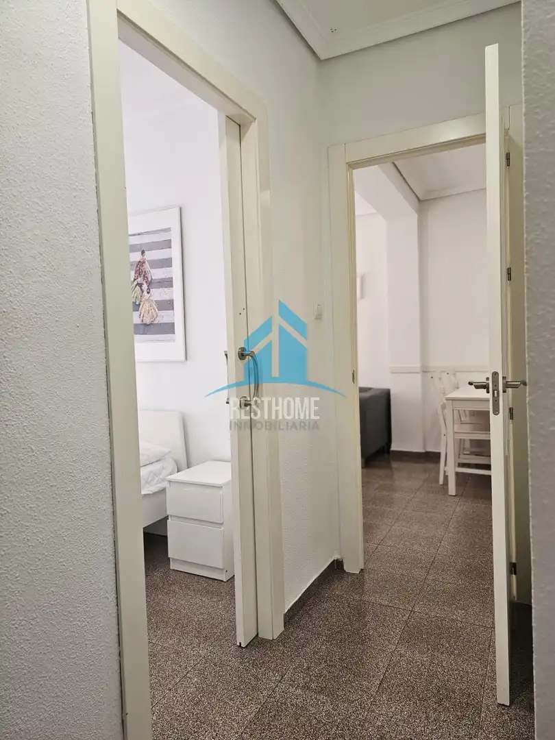 Appartamento con terrazza in vendita a Ciutat Vella, imagen 9