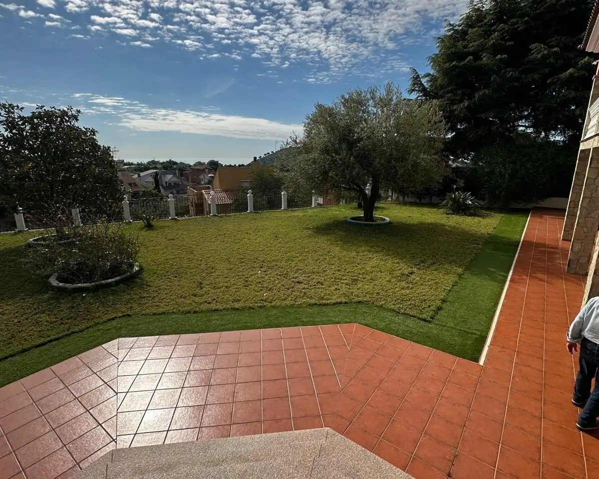 Terraza de Casa o chalet en venta en Badalona con Aire acondicionado, Calefacción y Jardín privado